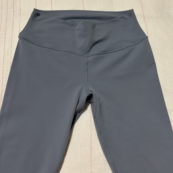 Alo leggings Size XL 7/8 length - Picture 10 of 15